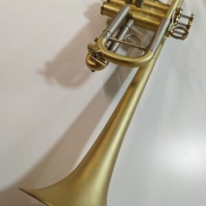 TROMPETA BACH C180L 239/7R LACADA MATE EN DO